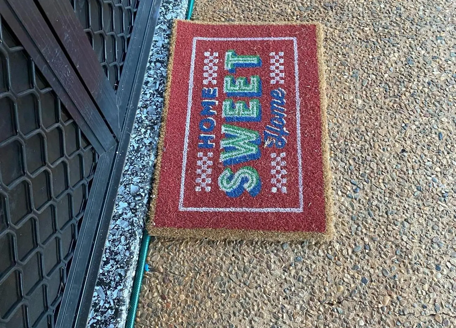 Red Cottage - Large Mostly Self-Contained Studio Room Toowoomba 0*,  Αυστραλία